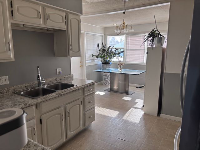 918 14th Avenue, Fulton, IL 61252