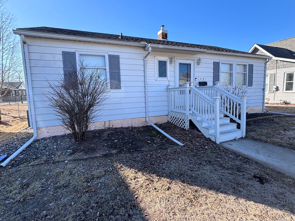 918 14th Avenue, Fulton, IL 61252