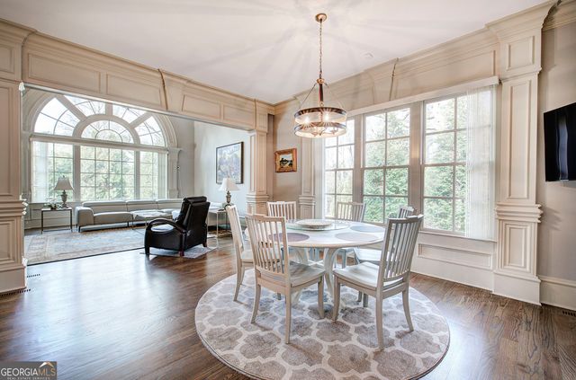 4076 Peachtree Dunwoody Road NE, Atlanta, GA 30342