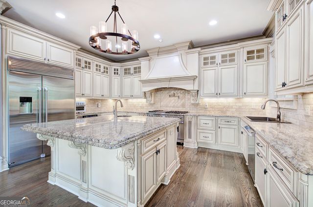 4076 Peachtree Dunwoody Road NE, Atlanta, GA 30342