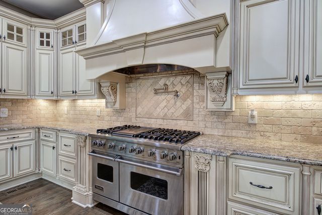 4076 Peachtree Dunwoody Road NE, Atlanta, GA 30342