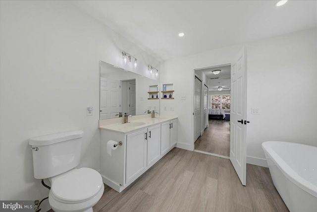 73 HEARTHSTONE LN, Marlton, NJ 08053