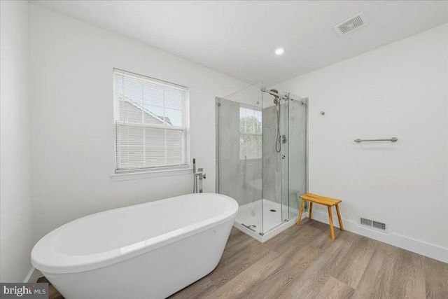 73 HEARTHSTONE LN, Marlton, NJ 08053