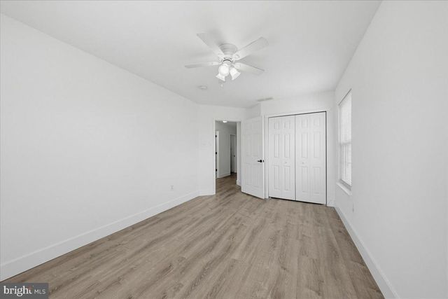 73 HEARTHSTONE LN, Marlton, NJ 08053