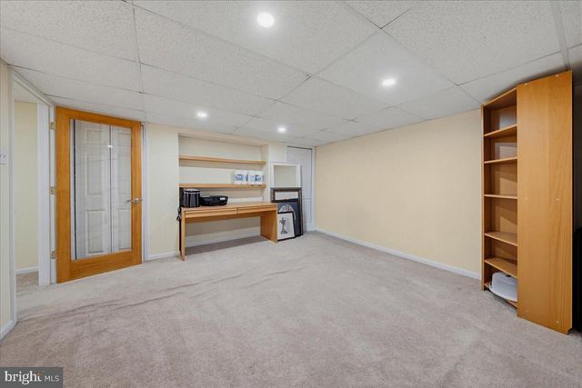 73 HEARTHSTONE LN, Marlton, NJ 08053
