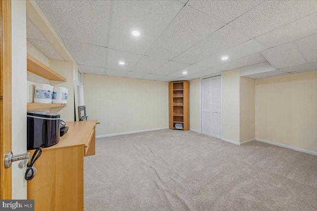 73 HEARTHSTONE LN, Marlton, NJ 08053