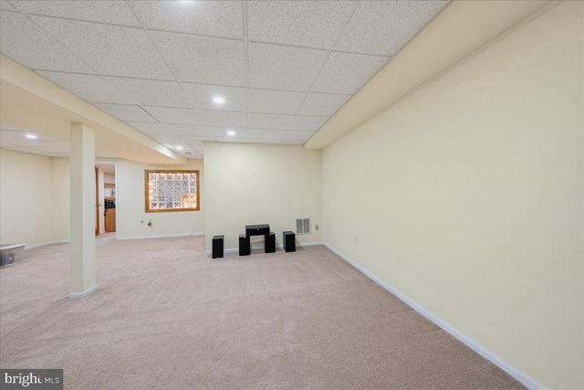 73 HEARTHSTONE LN, Marlton, NJ 08053
