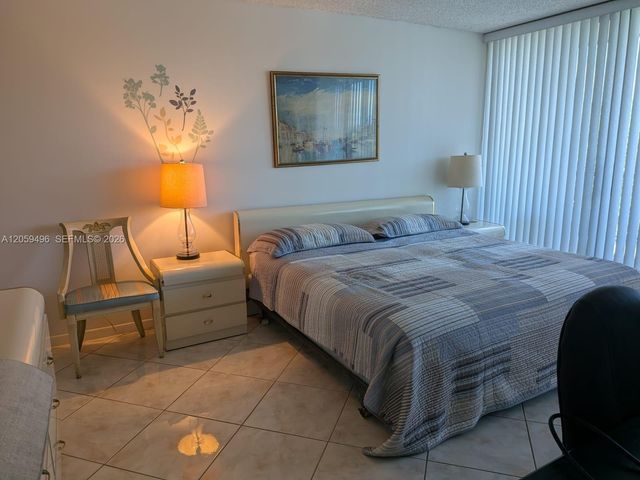 3821 Environ Boulevard 406, Lauderhill, FL 33319