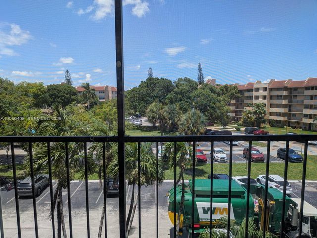 3821 Environ Boulevard 406, Lauderhill, FL 33319