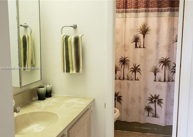 3821 Environ Boulevard 406, Lauderhill, FL 33319