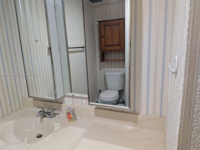 3821 Environ Boulevard 406, Lauderhill, FL 33319