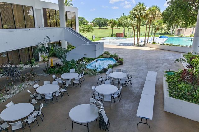 3821 Environ Boulevard 406, Lauderhill, FL 33319