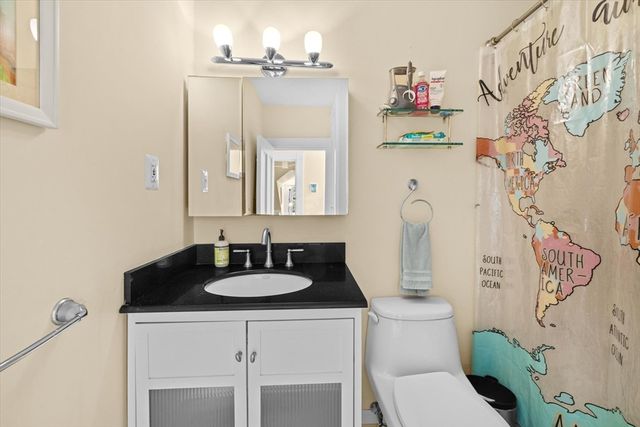 1757 Beacon 3, Brookline, MA 02445