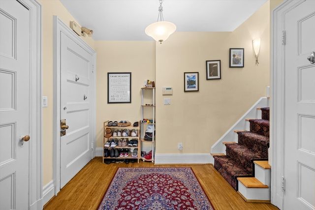 1757 Beacon 3, Brookline, MA 02445