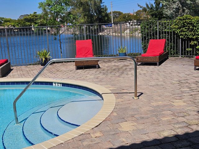 1088 NW 33rd Court, Pompano Beach, FL 33064