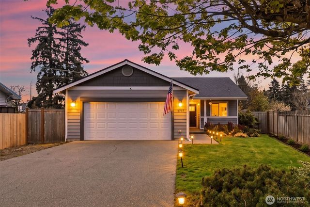 3717 177th Street E, Tacoma, WA 98446