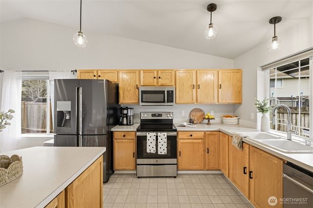 3717 177th Street E, Tacoma, WA 98446