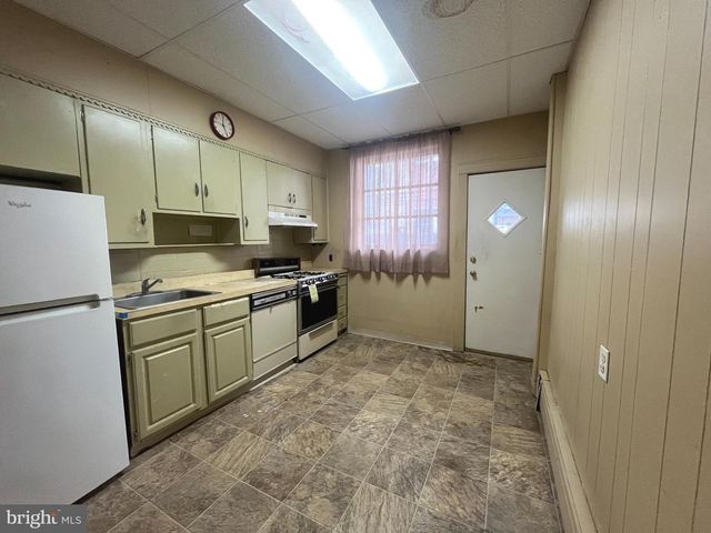 2526 S JUNIPER ST, Philadelphia, PA 19148