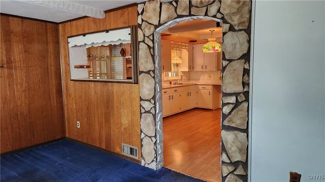 503 Florida N Road, Salina, NY 13211