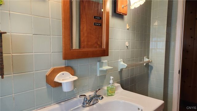 503 Florida N Road, Salina, NY 13211