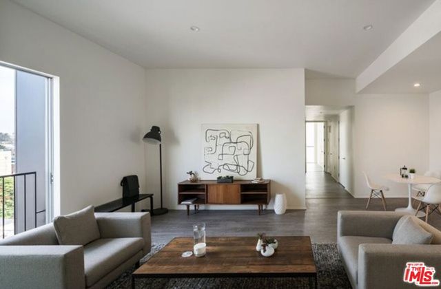 1038 S Mariposa Avenue 01, Los Angeles, CA 90006