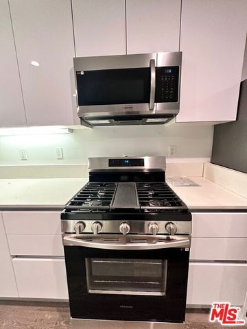 1038 S Mariposa Avenue 01, Los Angeles, CA 90006