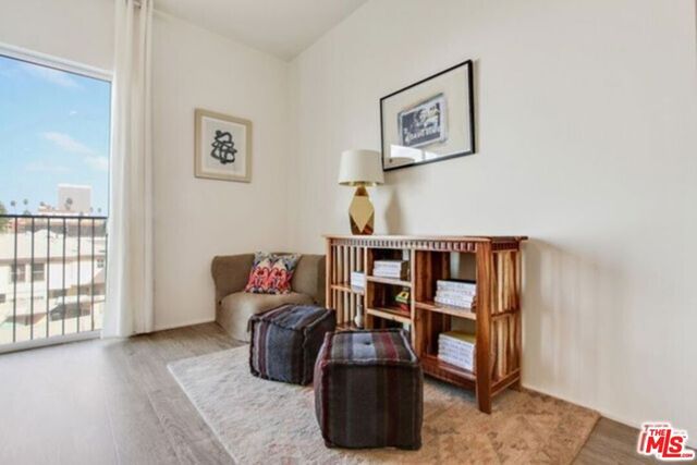 1038 S Mariposa Avenue 01, Los Angeles, CA 90006