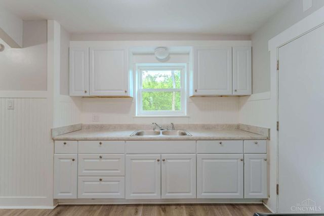 5612 Colerain Avenue, Cincinnati, OH 45239