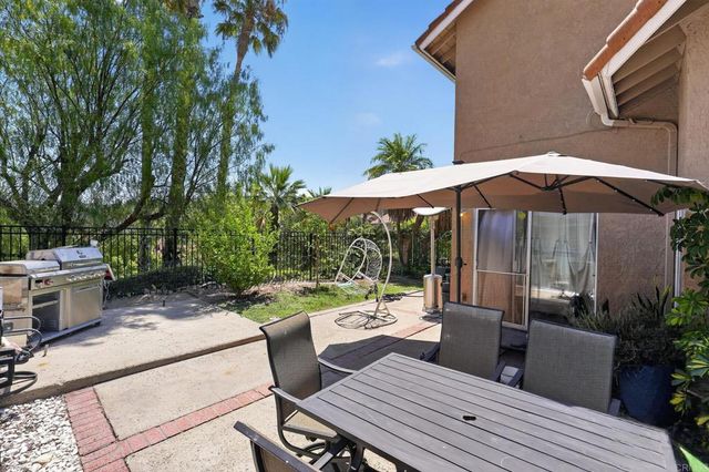 6025 E Hackamore Lane, Anaheim, CA 92807