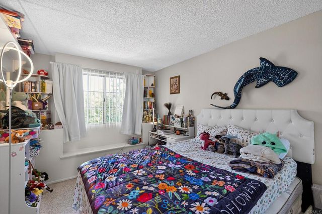 6025 E Hackamore Lane, Anaheim, CA 92807