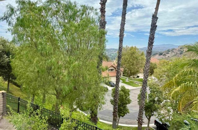 6025 E Hackamore Lane, Anaheim, CA 92807
