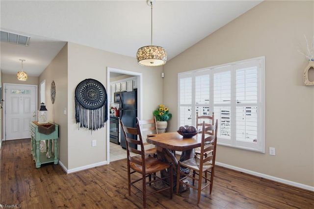901 Glen Gate Circle, Kernersville, NC 27284