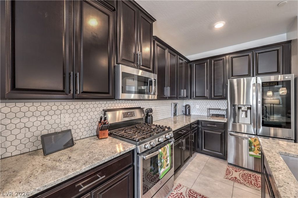 Image 10 of property listing at 8549 Insignia Avenue 102, Las Vegas, NV 89178