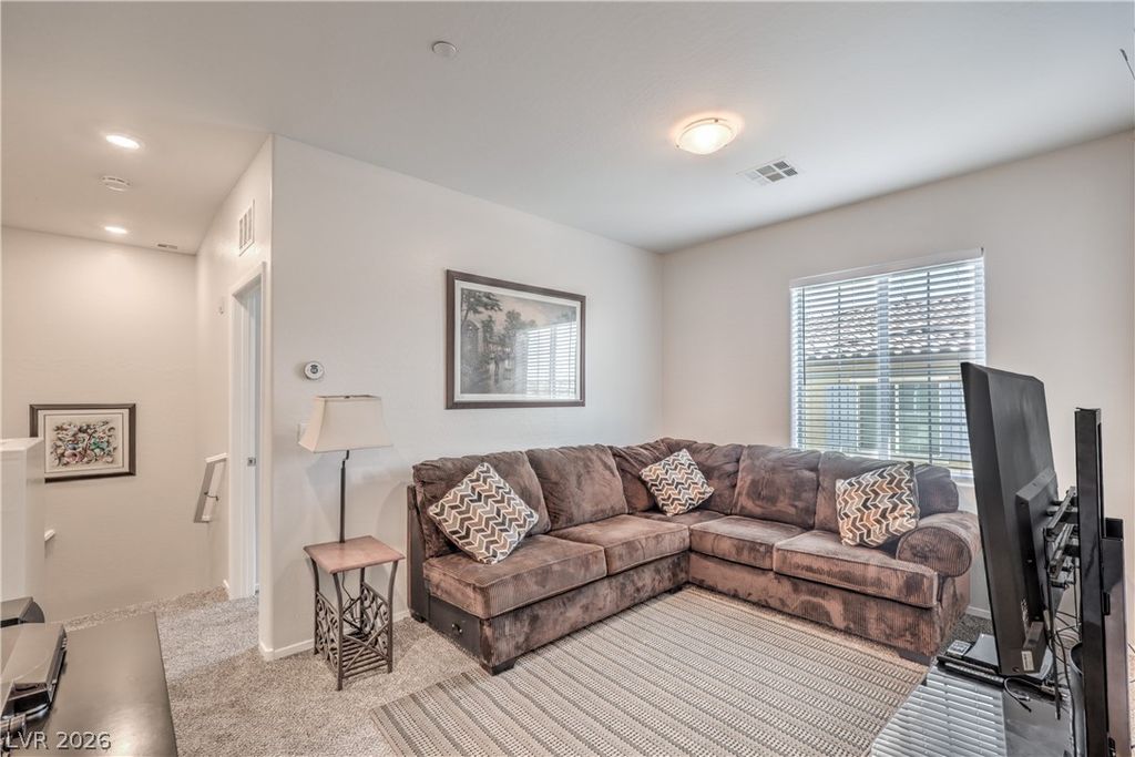 Image 12 of property listing at 8549 Insignia Avenue 102, Las Vegas, NV 89178