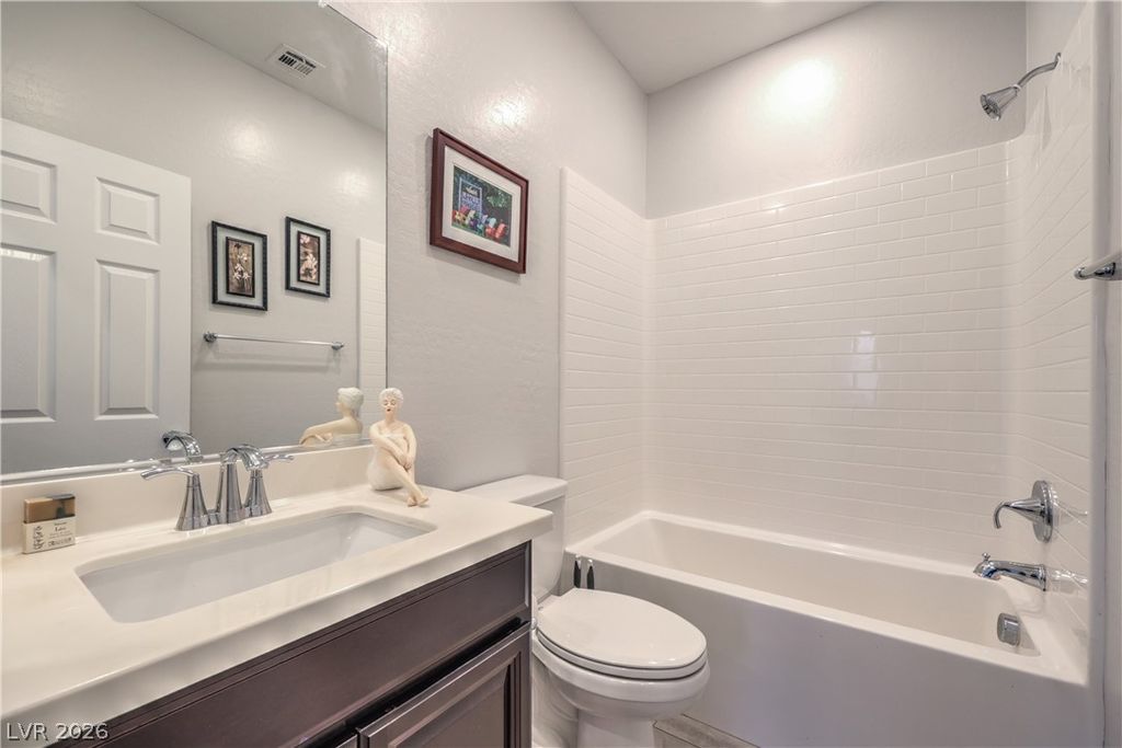 Image 29 of property listing at 8549 Insignia Avenue 102, Las Vegas, NV 89178