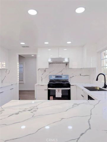 1945 Cumberland, West Covina, CA 91792