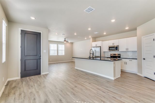 1933 Woodlawn Way 99, Argyle, TX 76226