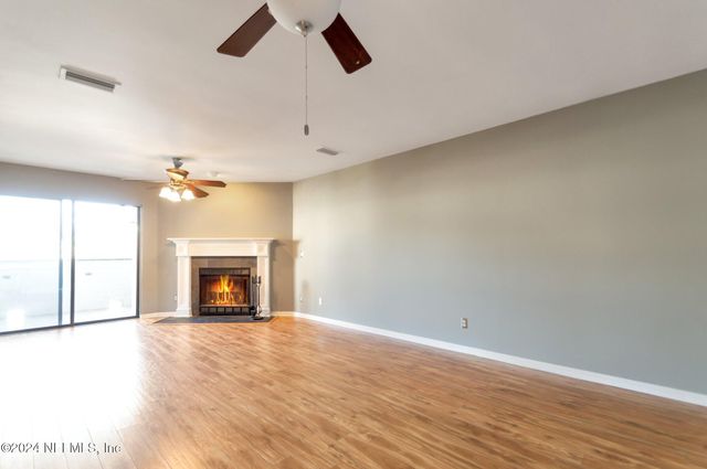 5615 SAN JUAN Avenue, 208, Jacksonville, FL 32210