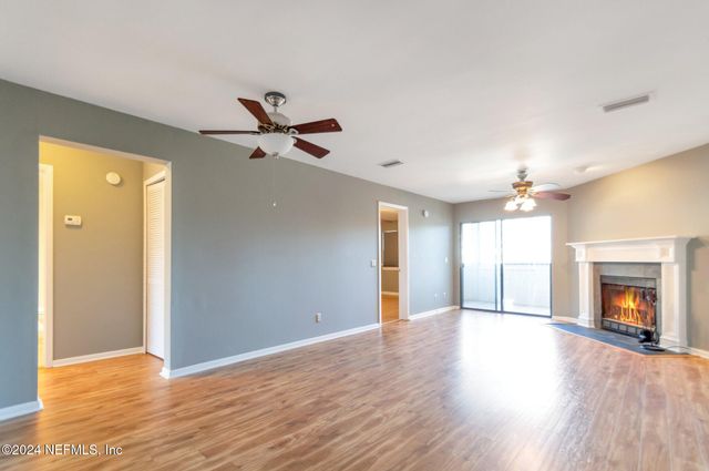 5615 SAN JUAN Avenue, 208, Jacksonville, FL 32210