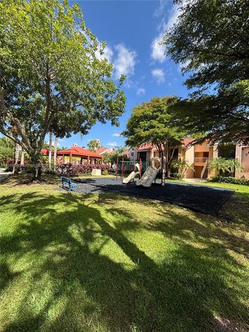15591 SW 105th Terrace 511, Miami, FL 33196
