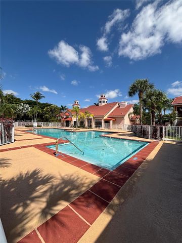 15591 SW 105th Terrace 511, Miami, FL 33196