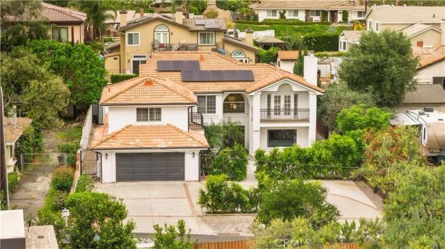 4751 Glen Ivy, La Verne, CA 91750