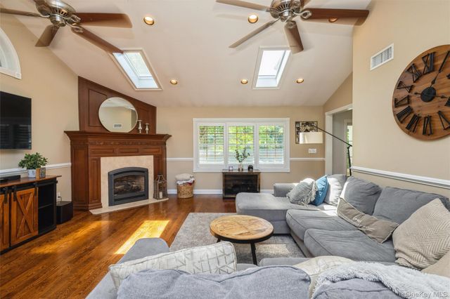 407 3rd Street, East Northport, NY 11731
