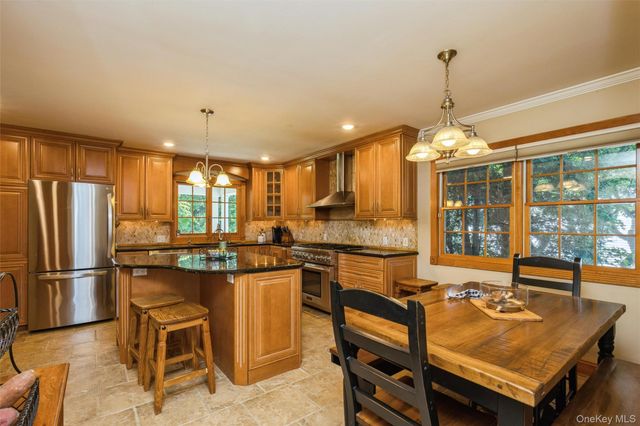 407 3rd Street, East Northport, NY 11731