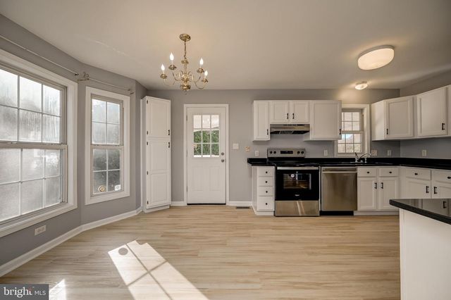 8252 GLEN CT, Jessup, MD 20794