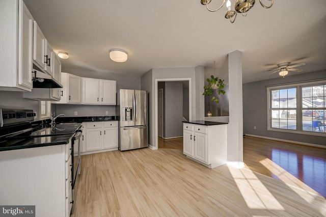 8252 GLEN CT, Jessup, MD 20794