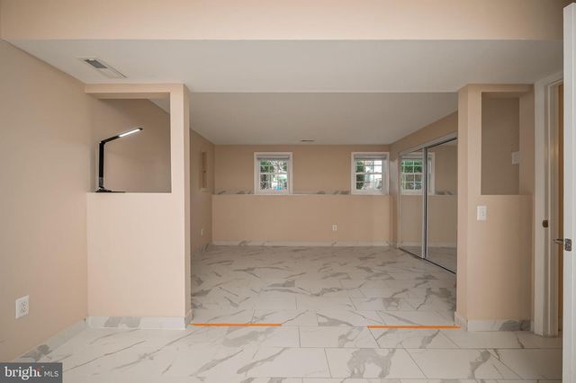 8252 GLEN CT, Jessup, MD 20794