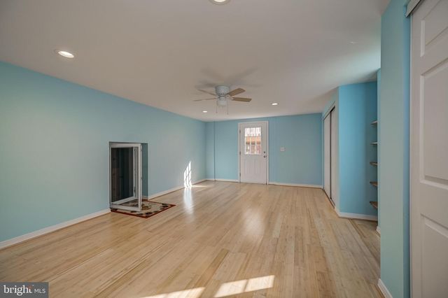 8252 GLEN CT, Jessup, MD 20794