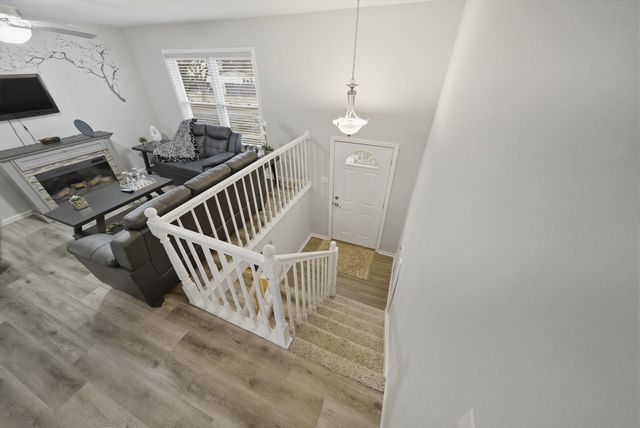 234 Malibu Drive, Bolingbrook, IL 60440