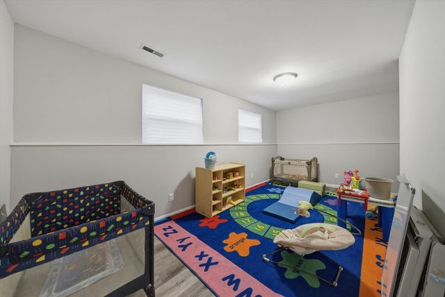 234 Malibu Drive, Bolingbrook, IL 60440